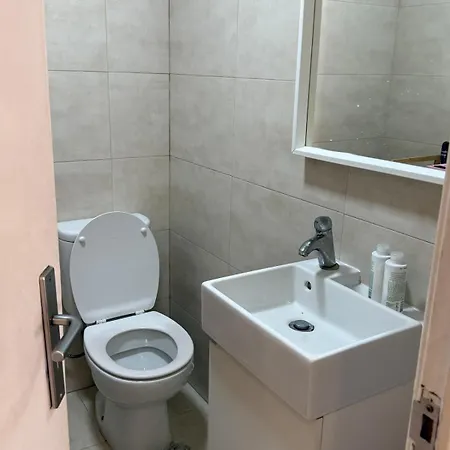 Apartament Um Em Familiar